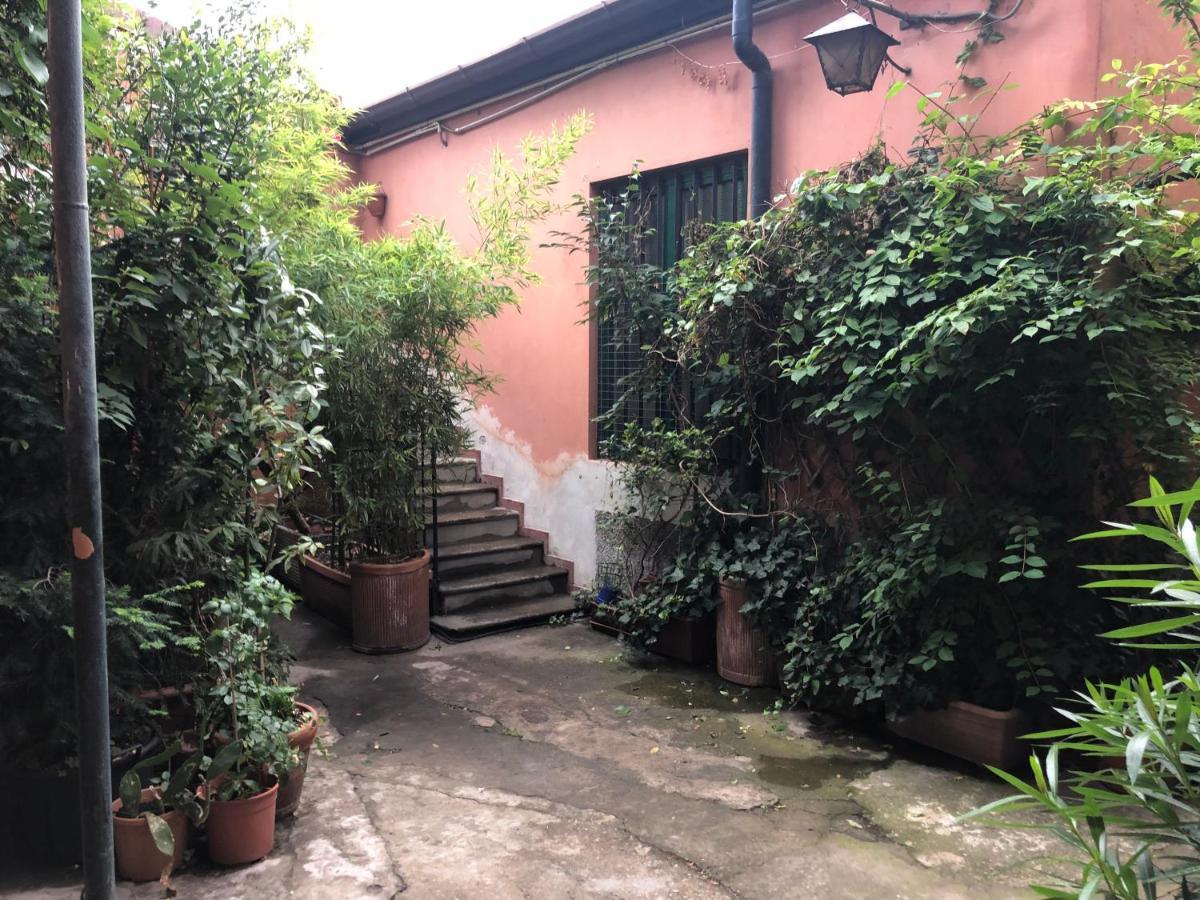 Residenza Fiori Di Grano Bed & Breakfast Милано Екстериор снимка
